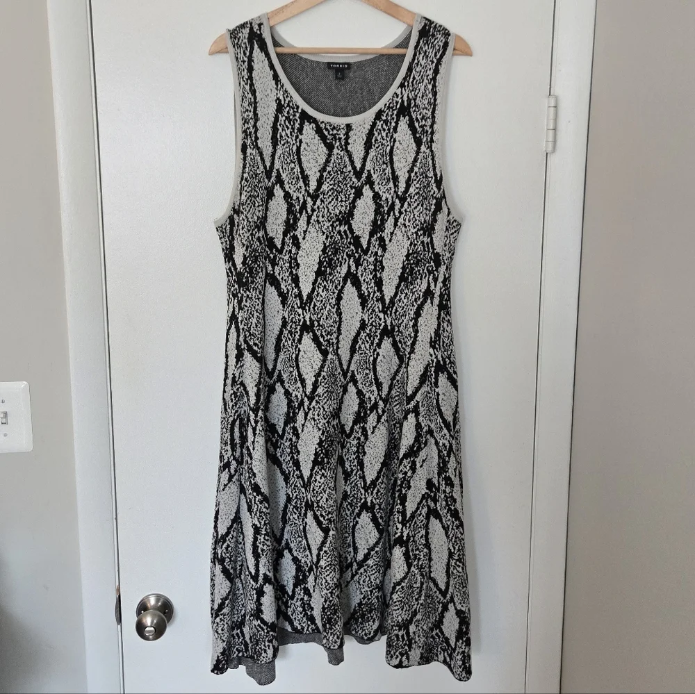 Torrid Knit Sleeveless Sweater Dress Snakeskin Print Size 2